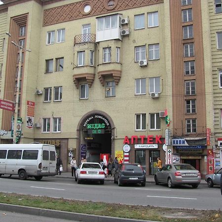 Apartment On Soborniy 177 Zaporizhia Exterior photo